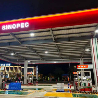 Q235 Prefab στέγη 50mm θόλων βενζινάδικων προσαρμοσμένη πολυ-κλίση