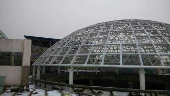 Prefab PU στέγη 950mm οικοδόμησης δομών ζευκτόντων πλαισίων στεγών διαστημική μια υπηρεσία στάσεων